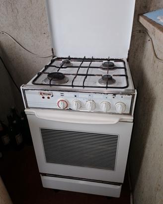 Piano cottura con forno 