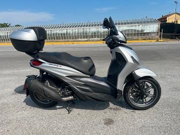 Piaggio beverly 300 hpe