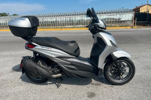 Piaggio beverly 300 hpe