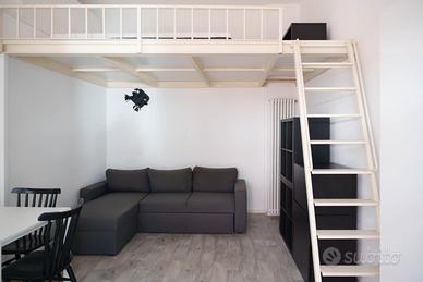 Monolocale in via Piero della Francesca, Milano