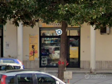 Locale commerciale frazione Chiusa