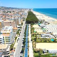 MARE ALBA ADRIATICA ZONA PINETA CASA con GARAGE