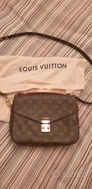 Pochette Metis Louis Vuitton Monogram
