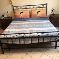 Camera da letto stile arte povera