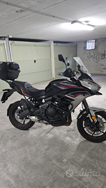 Kawasaki Versys 650 07/2022 usata pochissimo