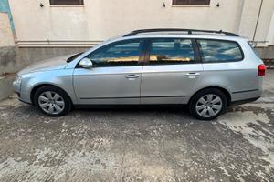 VOLKSWAGEN Passat 6ª serie - 2009