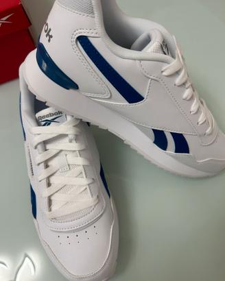 Scarpe sportive unisex Reebok.