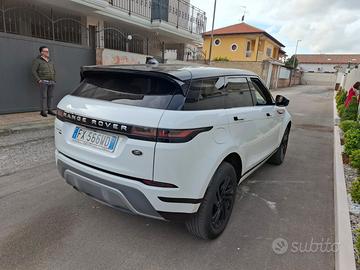 lend rover Evoque 