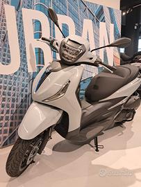 Piaggio Beverly 310 S e Bauletto originale incluso