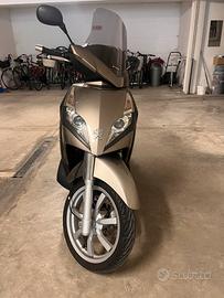 Scooter Peugeot Geopolis