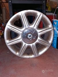 cerchio in lega 15" Lancia Lybra