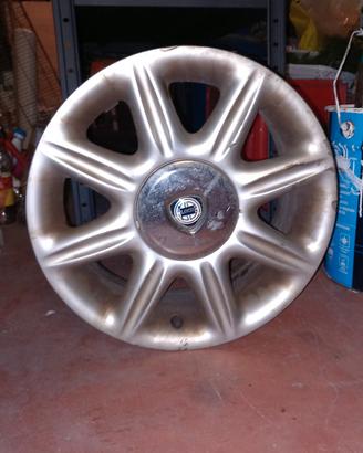 cerchio in lega 15" Lancia Lybra