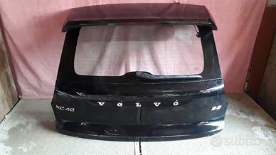 Portellone Volvo XC40