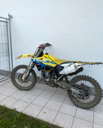 Suzuki rm 125