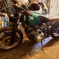 Suzuki GS 75X cafè racer