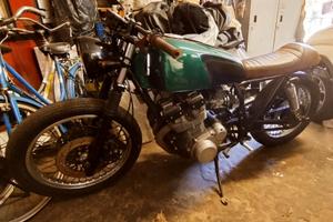 Suzuki GS 75X cafè racer