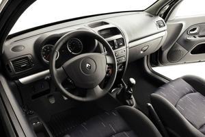 sedili in buone condizioni Clio 2 del 2004