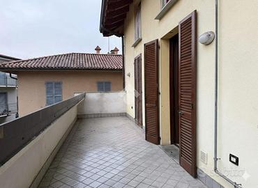 3 LOCALI A CANONICA D'ADDA