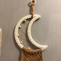 Luna in ciniglia fatto a mano