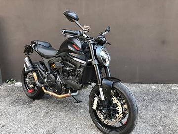 Ducati Monster 937