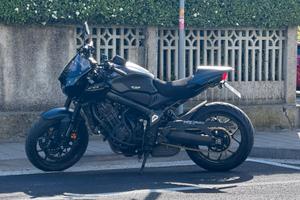 Honda cb650r 2023 Black Editoon