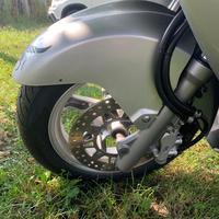 Suzuki Burgman 400