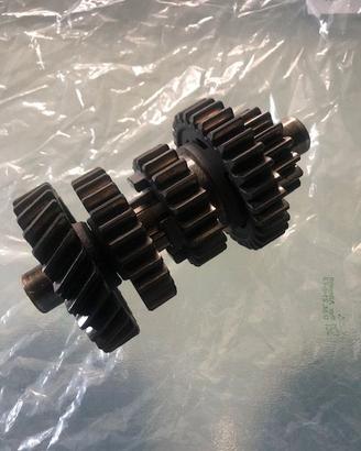 albero intermedio per moto bmw r80gs anni '80