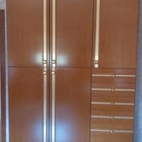 Armadio color ciliegio 