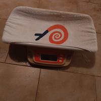 bilancia per neonati 