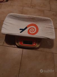 bilancia per neonati 