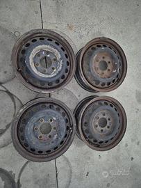 Cerchi In Ferro Da 16" Per Iveco Daily 2011