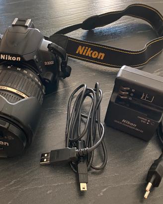 Nikon D 3000