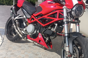 Ducati Monster > con vespa