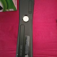 Xbox 360 con 6 giochi e 2 pad