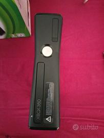 Xbox 360 con 6 giochi e 2 pad