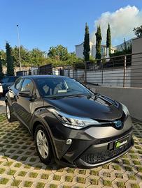 Toyota C-HR 1.8 Hybrid E-CVT Active