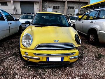 TAPPEZZERIA E INTERNI MINI ONE R50 W10B16A