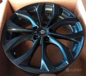 Cerchi in lega 18 pollici NISSAN - RENAULT