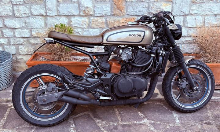 Honda CB 500 / CBF 500 cafe racer , revisionata