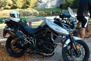 Moto TRIUMPH TIGER 800 XRX