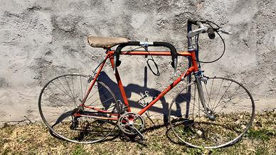 Bici da corsa da restauro