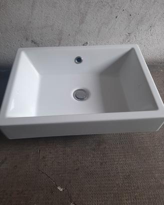 lavandino rettangolare bagno