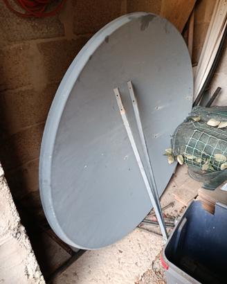 Antenna Parabolica Satellitare