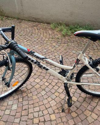 Bicicletta da ragazzo Rush 2600