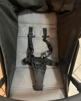 Passeggino leggero ed ultracompatta