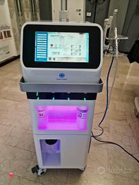 macchinario viso Hydro Facial 
