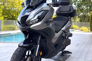 Honda ADV 350 2025 – 6.400 km – Pari al nuovo