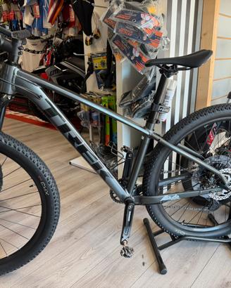 Mountain bike TREK