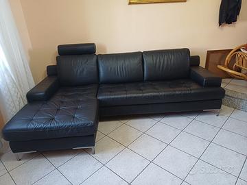Divano in pelle nero  Doimo