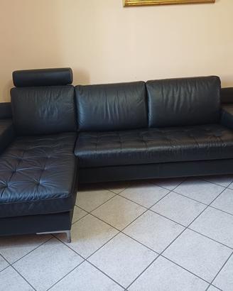 Divano in pelle nero  Doimo